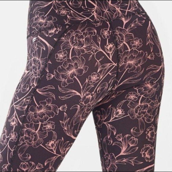 NWT Fabletics High-Waisted Powerhold® Legging - Picture 4 of 4